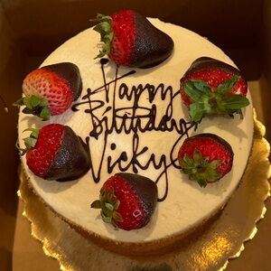 Meet your Posher, Vicky